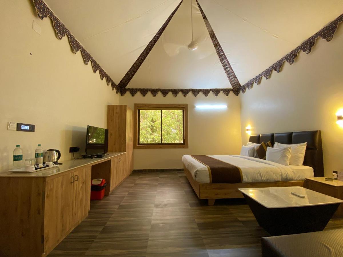 City The Village Beach Resort Laeja 외부 사진