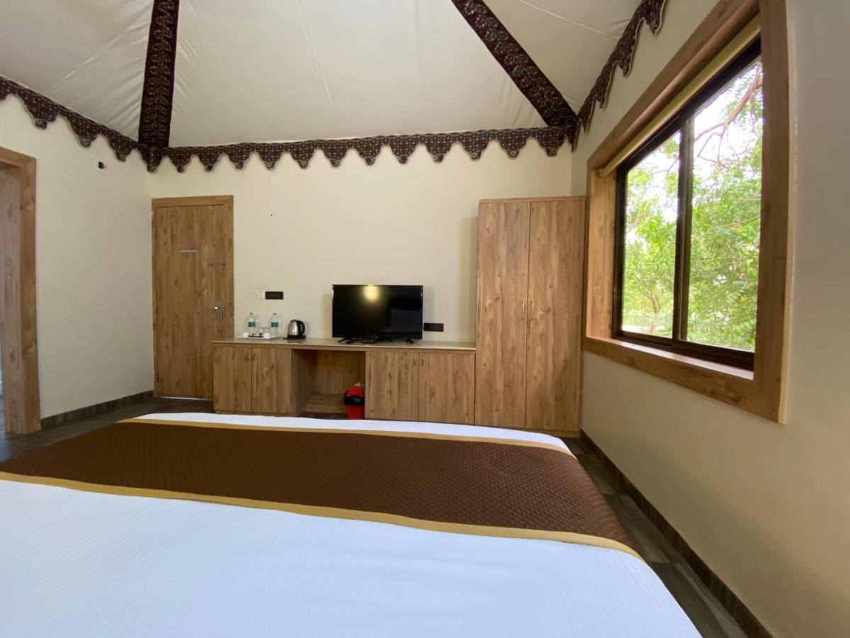 City The Village Beach Resort Laeja 외부 사진